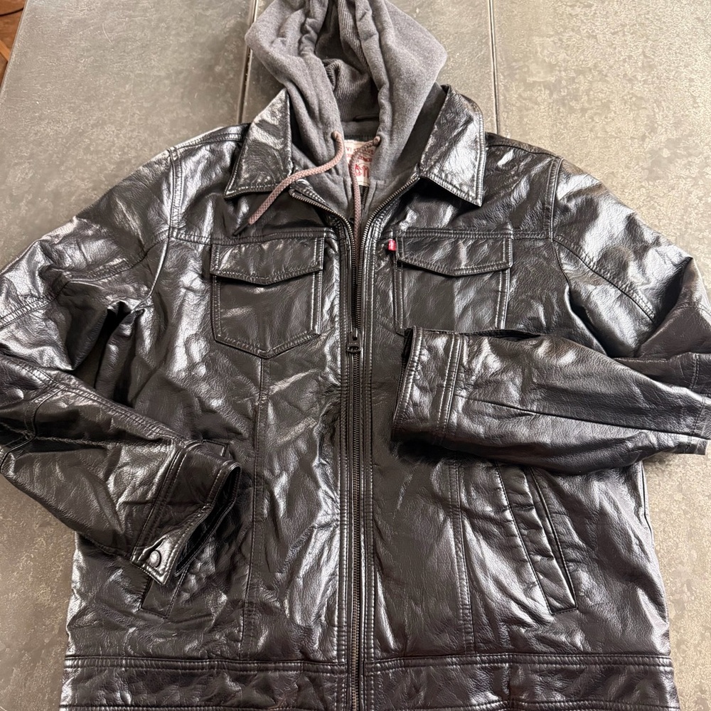 Levis Jacket Mens M Black Full Zip Faux Leather Hooded Lined Moto Biker Work